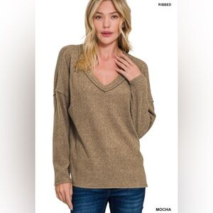 NWT Zenana RIBBED V-NECK DROP SHOULDER TOP